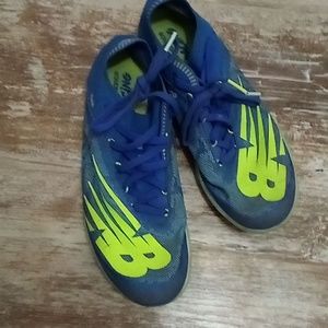 Women's track shoes